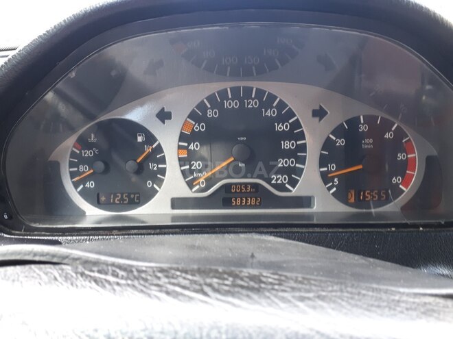 Mercedes C 220 1999, 58,300 km - 2.2 l - Bakı