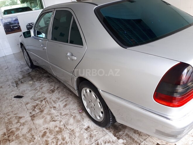 Mercedes C 220 1999, 58,300 km - 2.2 l - Bakı