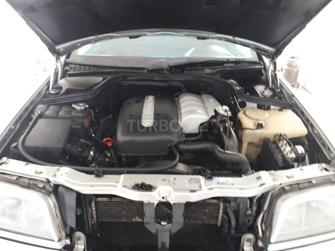 Mercedes C 220 1999, 58,300 km - 2.2 l - Bakı