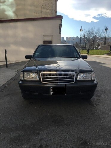 Mercedes C 200 1998, 214,900 km - 2.0 l - Bakı