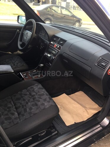 Mercedes C 200 1998, 214,900 km - 2.0 l - Bakı