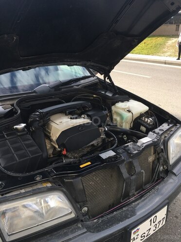 Mercedes C 200 1998, 214,900 km - 2.0 l - Bakı
