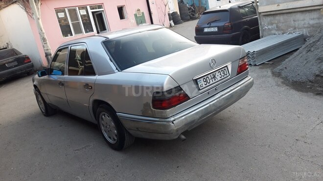 Mercedes E 200 1995, 530,000 km - 2.0 l - Bakı