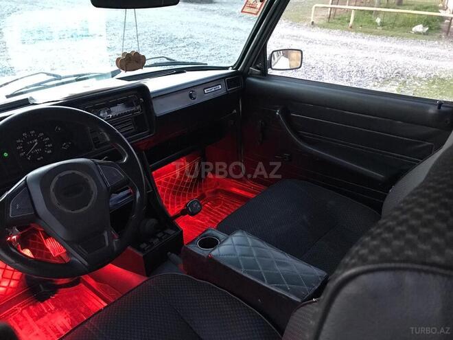 LADA (VAZ) 2107 2010, 51,000 km - 1.6 l - Saatlı