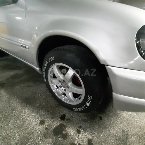 Mercedes ML 320 2003, 202,000 km - 3.2 л - Bakı