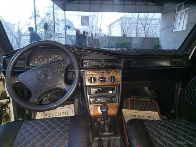 Mercedes 190 1993, 523,137 km - 2.0 л - İmişli
