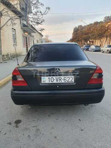 Mercedes C 200 1995, 282,456 km - 2.0 l - Bakı