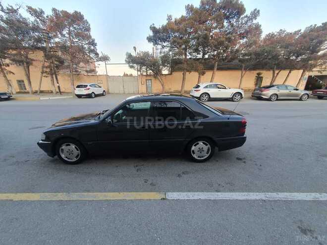 Mercedes C 200 1995, 282,456 km - 2.0 l - Bakı