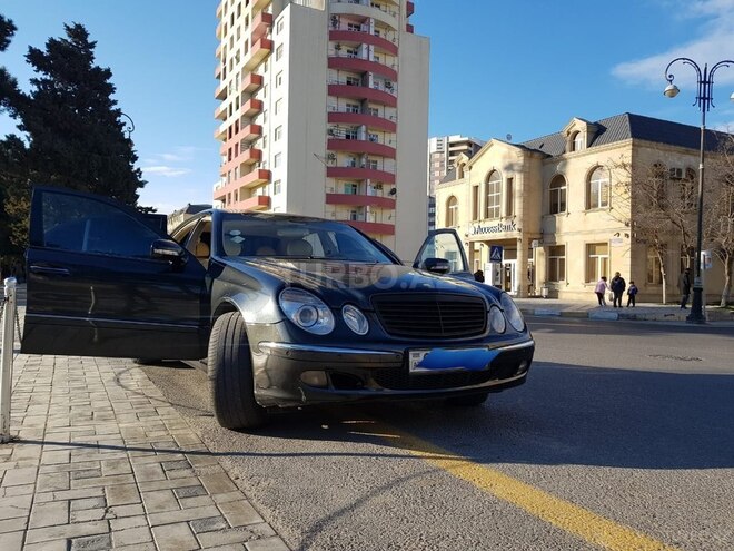 Mercedes E 260 2004, 150,000 km - 2.6 л - Xırdalan