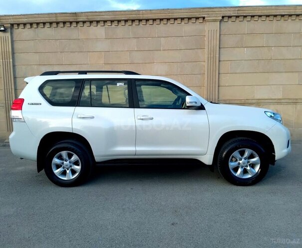 Toyota Prado 2013, 100,000 km - 2.7 l - Bakı