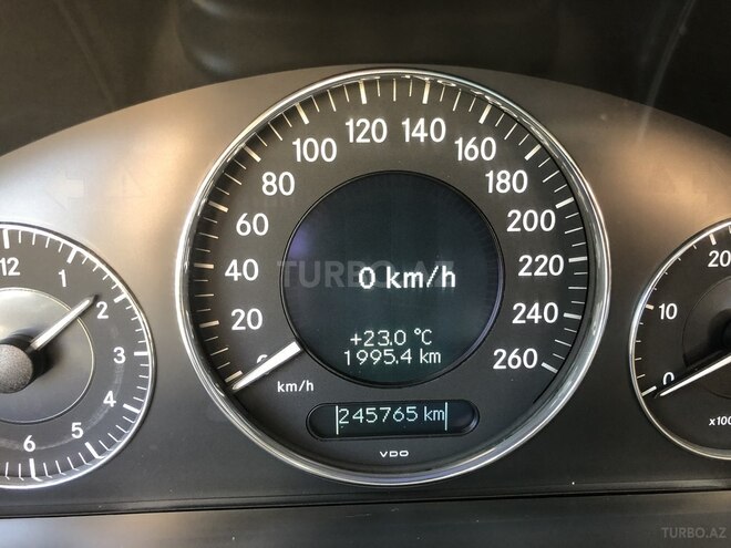Mercedes E 270 2003, 245,765 km - 2.7 l - Ağdam