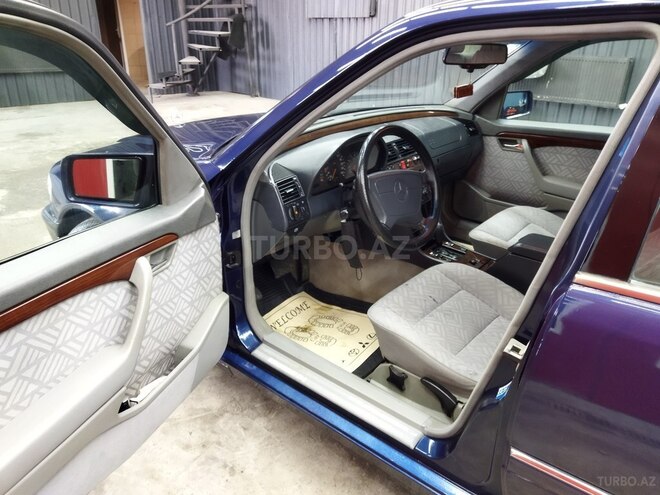 Mercedes C 220 1995, 370,000 km - 2.2 l - Bakı