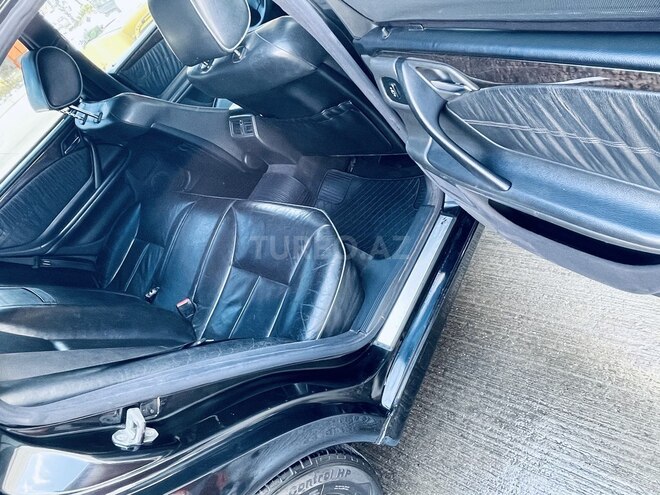 Mercedes E 280 1999, 325,000 km - 2.8 л - Bakı