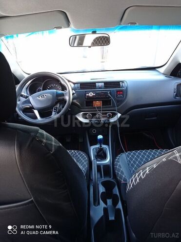Kia Rio 2011, 105,000 km - 1.3 l - Şamaxı
