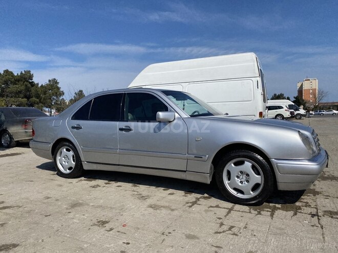Mercedes E 240 1998, 385,000 km - 2.4 л - Sumqayıt
