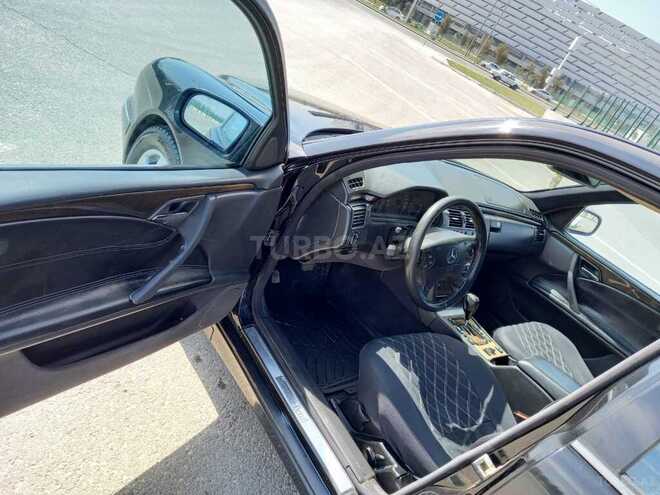 Mercedes E 220 1999, 330,662 km - 2.2 л - Bakı