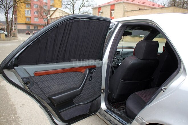 Mercedes C 200 1994, 597,803 km - 2.0 l - Qusar