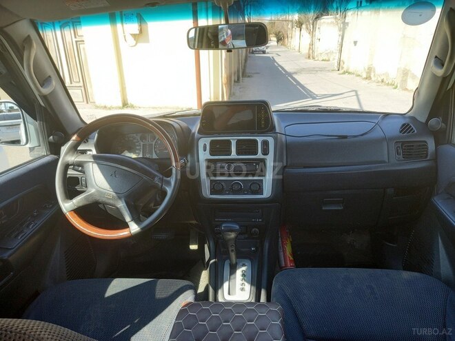 Mitsubishi Pajero io 2000, 25,800 km - 2.0 l - Bakı