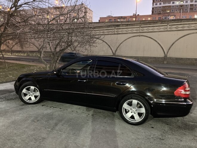 Mercedes E 240 2003, 320,000 km - 2.4 l - Bakı