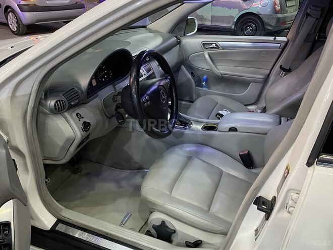 Mercedes C 180 2005, 180,000 km - 1.8 l - Gəncə