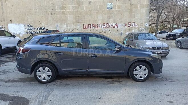 Renault Megane 2009, 240,000 km - 1.5 l - Bakı