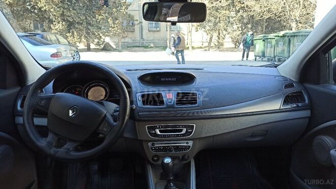 Renault Megane 2009, 240,000 km - 1.5 l - Bakı