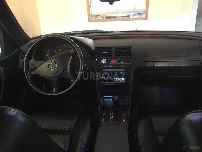 Mercedes C 230 1996, 330,650 km - 2.3 л - Bakı