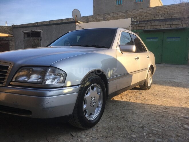 Mercedes C 230 1996, 330,650 km - 2.3 л - Bakı
