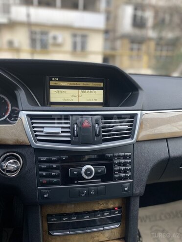 Mercedes E 220 2010, 151,850 km - 2.2 l - Bakı