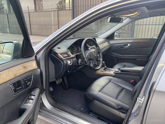 Mercedes E 220 2010, 151,850 km - 2.2 l - Bakı
