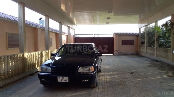 Mercedes C 230 1998, 280,000 km - 2.3 l - Masallı