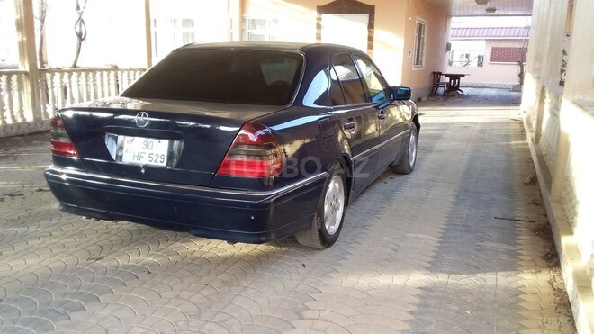 Mercedes C 230 1998, 280,000 km - 2.3 l - Masallı
