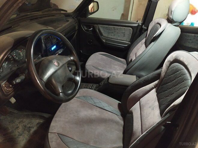 GAZ 3110 2008, 122,000 km - 2.3 l - Salyan