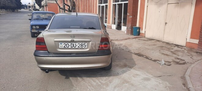 Opel Vectra 1997, 100,000 km - 2.0 l - Gəncə