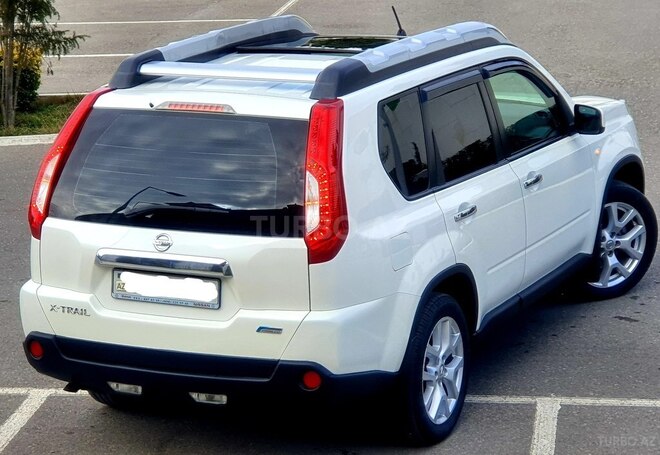 Nissan X-Trail 2014, 122,000 km - 2.5 л - Bakı