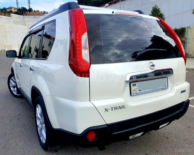 Nissan X-Trail 2014, 122,000 km - 2.5 л - Bakı