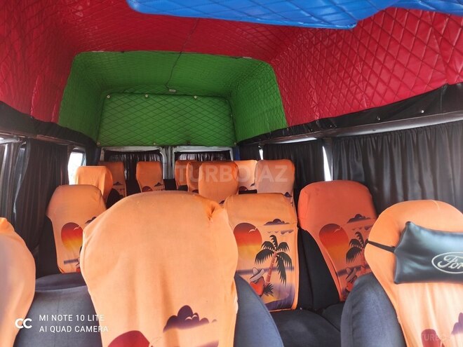 Ford Transit 2001, 250,000 km - 2.2 l - Kürdəmir
