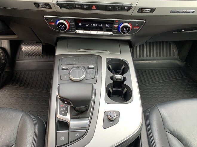 Audi Q7 2019, 26,000 km - 2.0 л - Bakı
