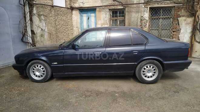 BMW 520 1995, 390,000 km - 1.5 l - Gəncə