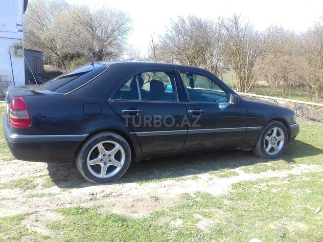 Mercedes C 180 1995, 518,600 km - 1.8 l - Neftçala