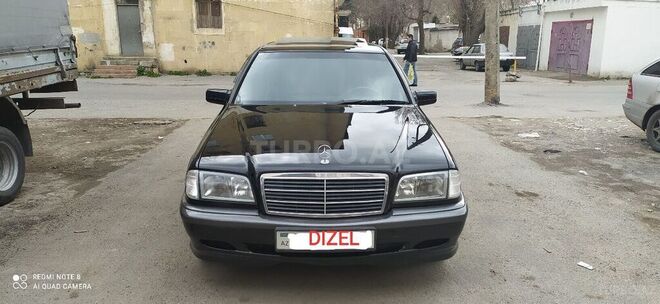 Mercedes C 220 1999, 260,000 km - 2.2 l - Bakı