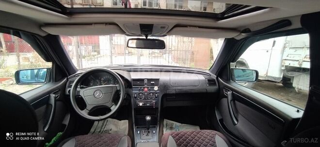 Mercedes C 220 1999, 260,000 km - 2.2 l - Bakı