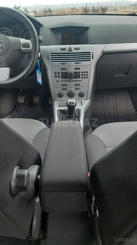 Opel Astra 2009, 154,000 km - 1.4 l - Bakı
