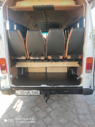 Mercedes 208 D 1994, 300,000 km - 2.5 л - Şirvan