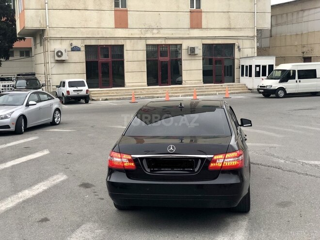 Mercedes E 220 2010, 258,567 km - 2.2 л - Bakı
