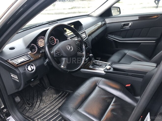 Mercedes E 220 2010, 258,567 km - 2.2 л - Bakı