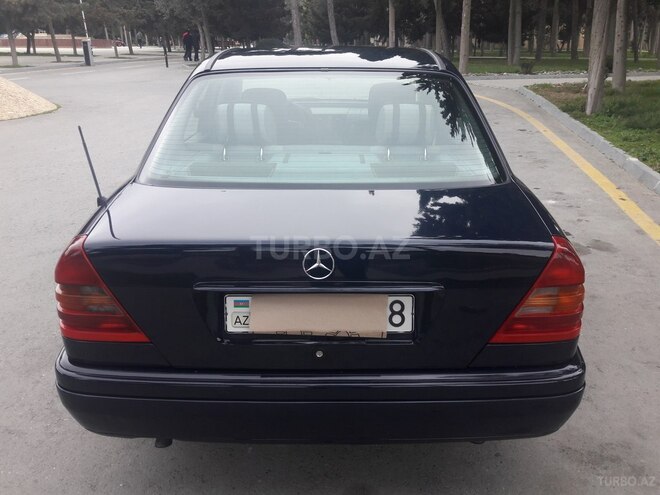 Mercedes C 180 1995, 290,000 km - 1.8 l - Bakı