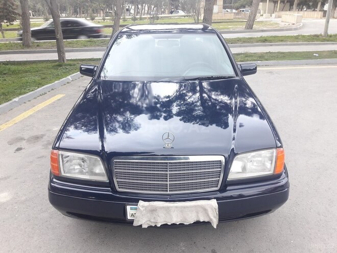 Mercedes C 180 1995, 290,000 km - 1.8 l - Bakı
