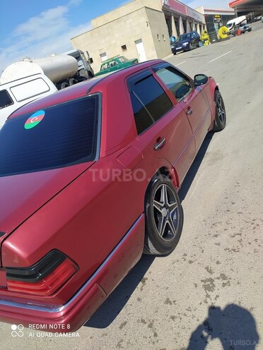 Mercedes E 250 1992, 358,041 km - 2.5 l - Bakı