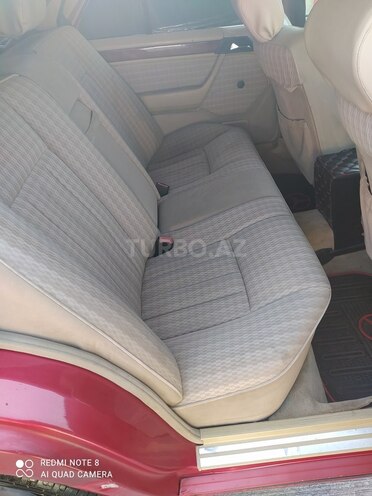 Mercedes E 250 1992, 358,041 km - 2.5 l - Bakı